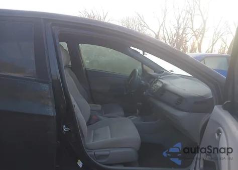 2010 Honda Insight Ex z USA, uszkodzony, nr VIN JHMZE2H74AS028314